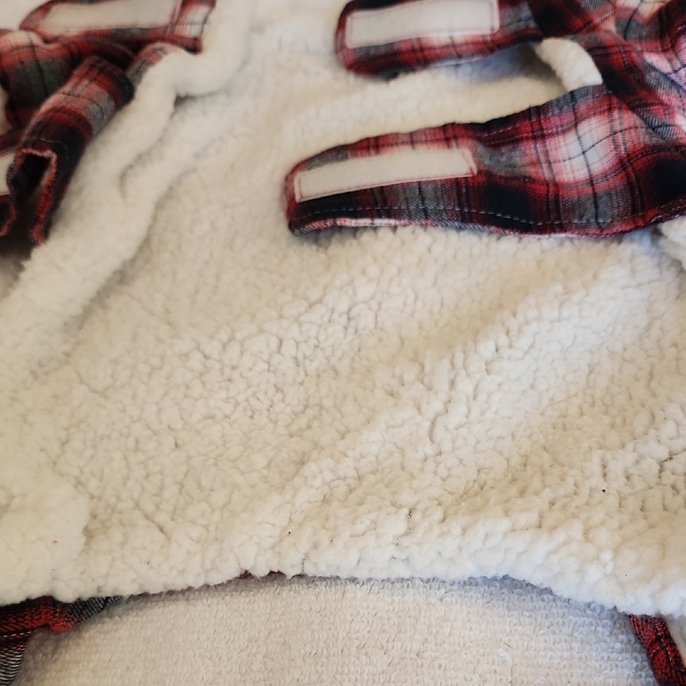 Koolaburra Plaid Hooded Dog Sleepwear - Picture 7 of 16